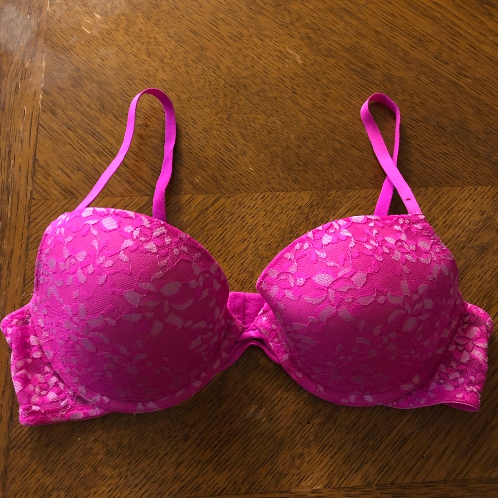 LA SENZA - Hot Pink Bra